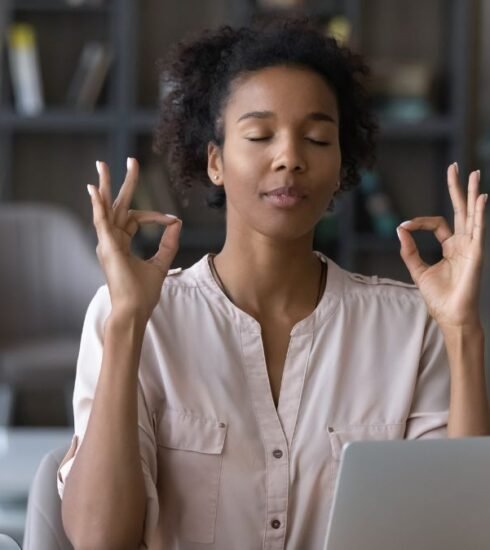 Mindfulness practices are becoming increasingly popular in the workplace as employers recognize the benefits they offer. From reducing stress to boosting productivity, mindfulness practices can help employees become more focused, productive, and engaged. In this article, we explore the benefits of mindfulness in the workplace and provide tips on how to integrate mindfulness practices into your work routine.