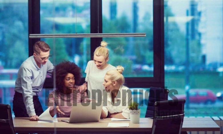 Startup vs Small Business